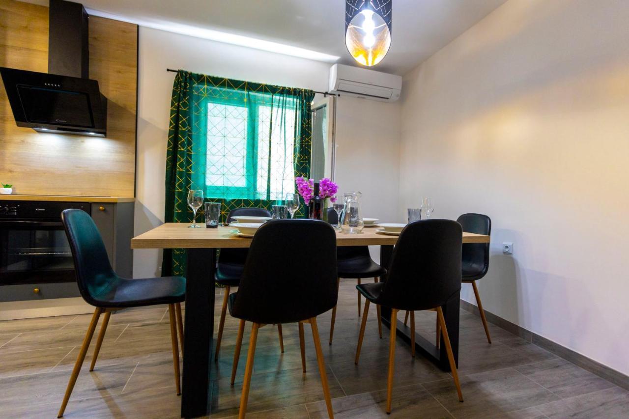 City Apartment Nora, Old Town Located, Free Parking Makarska Exterior foto